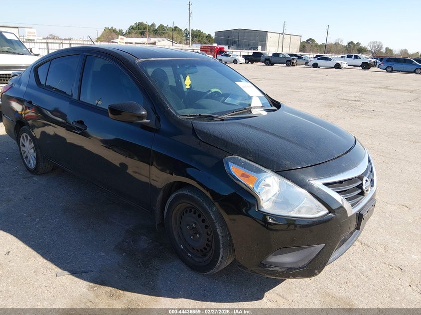 2017 NISSAN VERSA 1.6 S+
