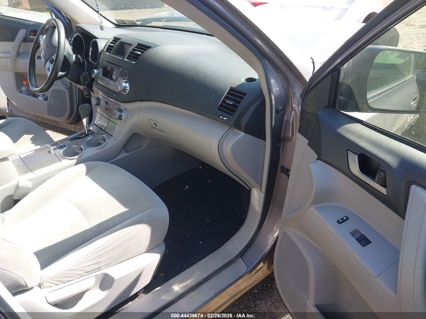 2012 Toyota Highlander Hybrid Base V6