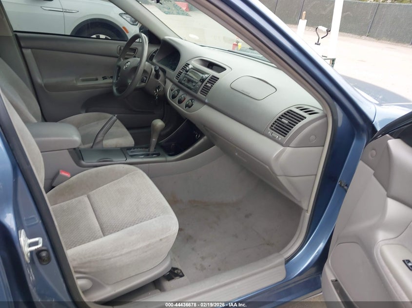 2002 Toyota Camry Le