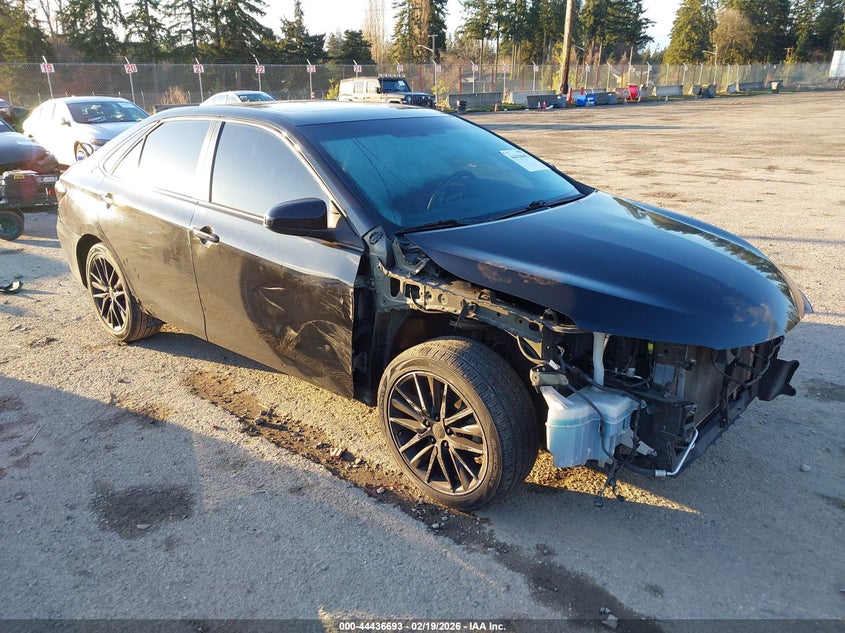2015 Toyota Camry Xse