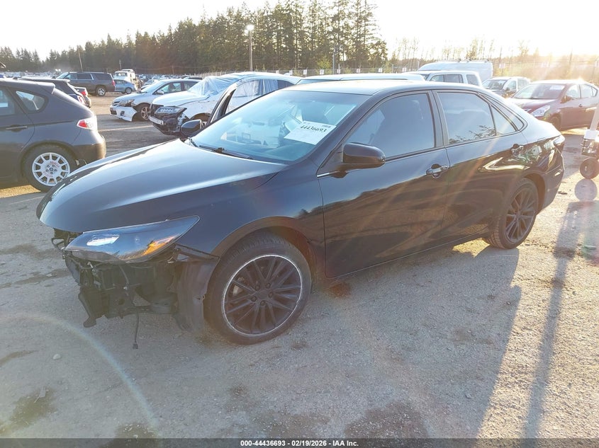 2015 Toyota Camry Xse