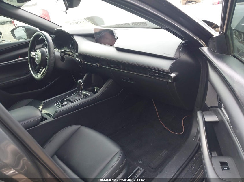 2022 Mazda Mazda3 Select