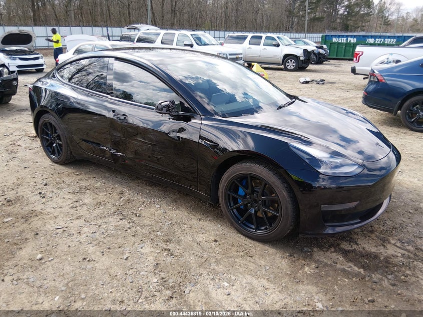 2021 Tesla Model 3 Standard Range Plus Rear-Wheel Drive