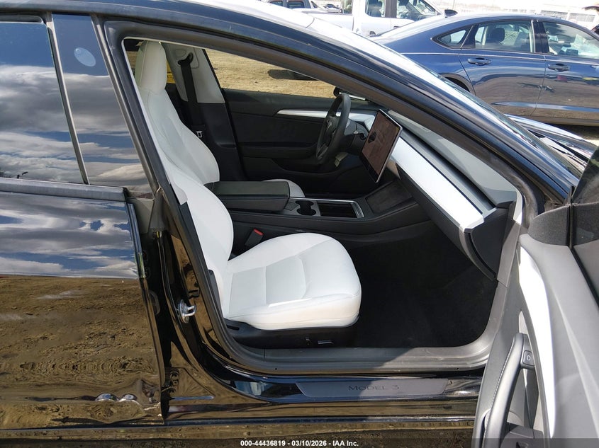 2021 Tesla Model 3 Standard Range Plus Rear-Wheel Drive