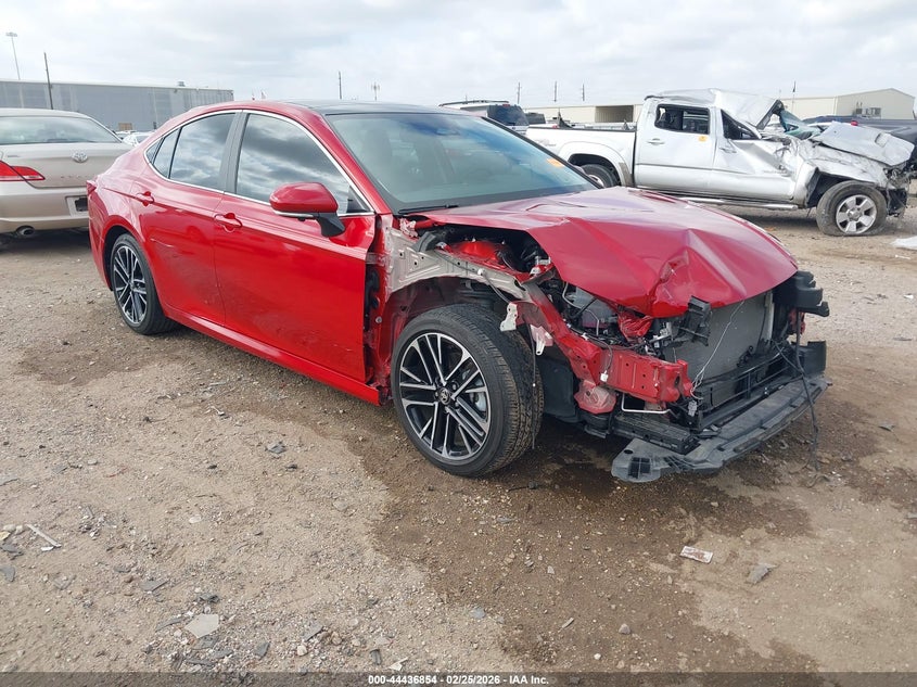 2025 Toyota Camry Xle