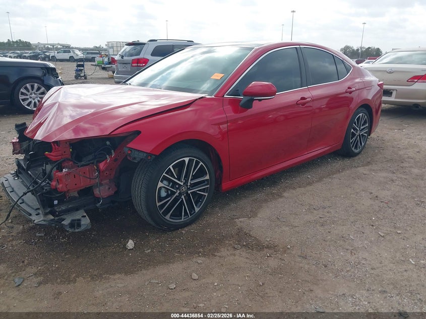 2025 Toyota Camry Xle