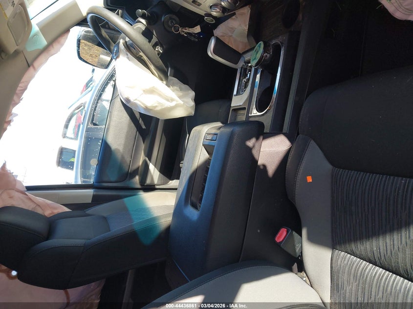 2016 Toyota Tundra Sr5 5.7L V8