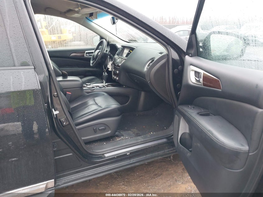 2015 Nissan Pathfinder Sl