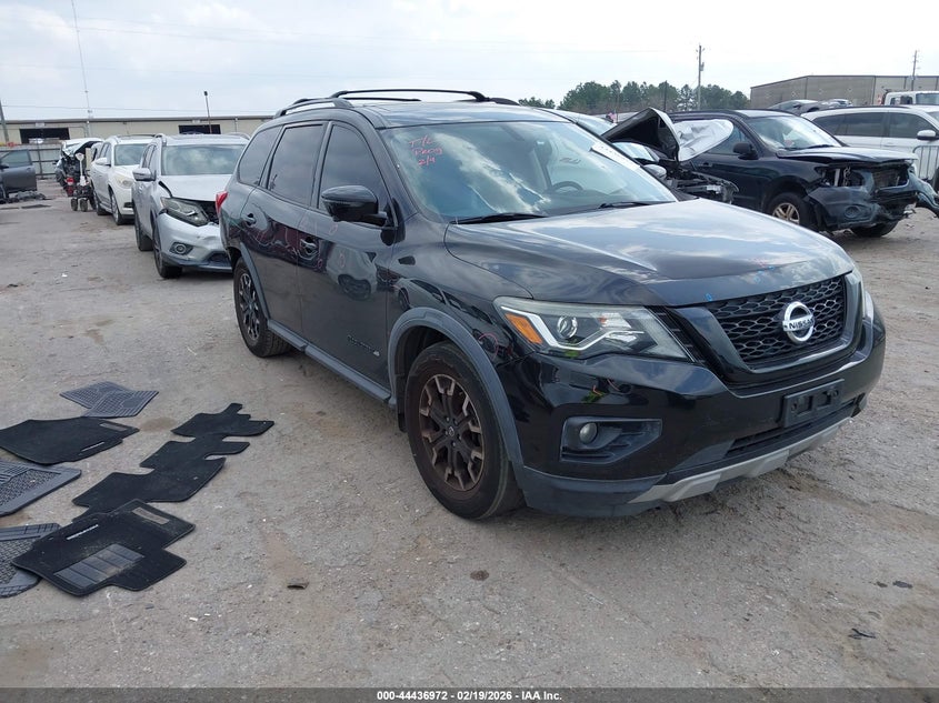 2019 Nissan Pathfinder Sl