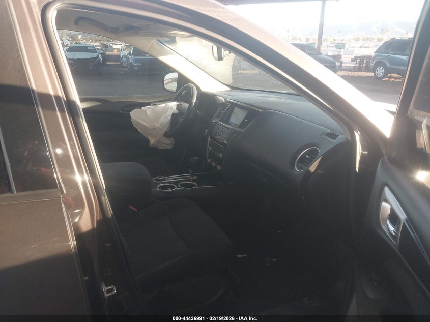 2015 Nissan Pathfinder Sv