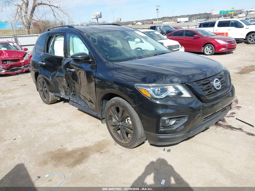 2018 Nissan Pathfinder Sl