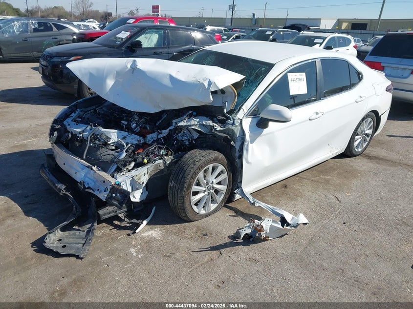 2022 Toyota Camry Le