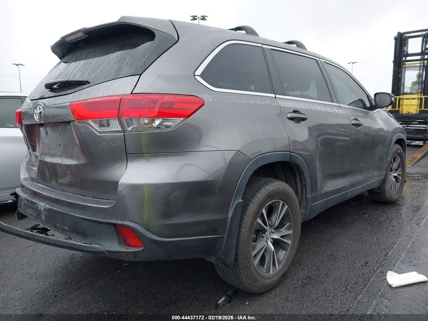 2019 Toyota Highlander Le