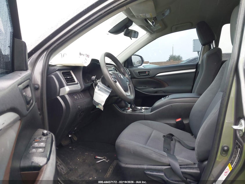 2019 Toyota Highlander Le