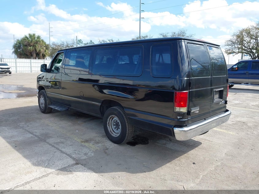 2013 Ford E-350 Super Duty Xlt