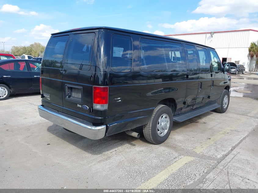 2013 Ford E-350 Super Duty Xlt