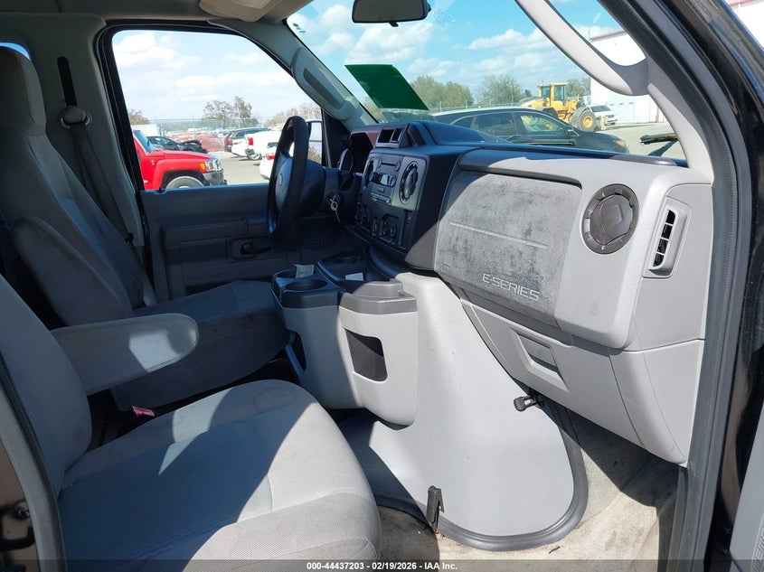 2013 Ford E-350 Super Duty Xlt