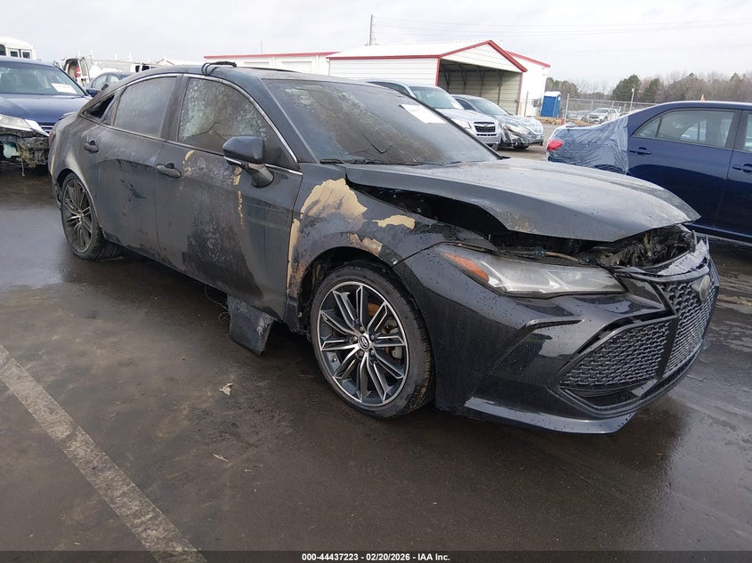 2019 Toyota Avalon Touring