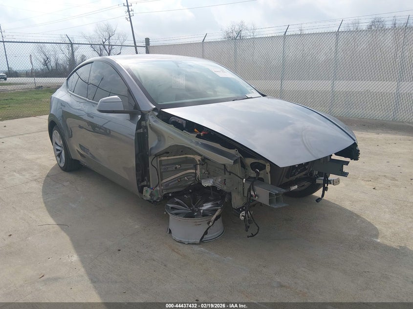 2026 Tesla Model Y Long Range Launch Series/Premium All-Wheel Drive