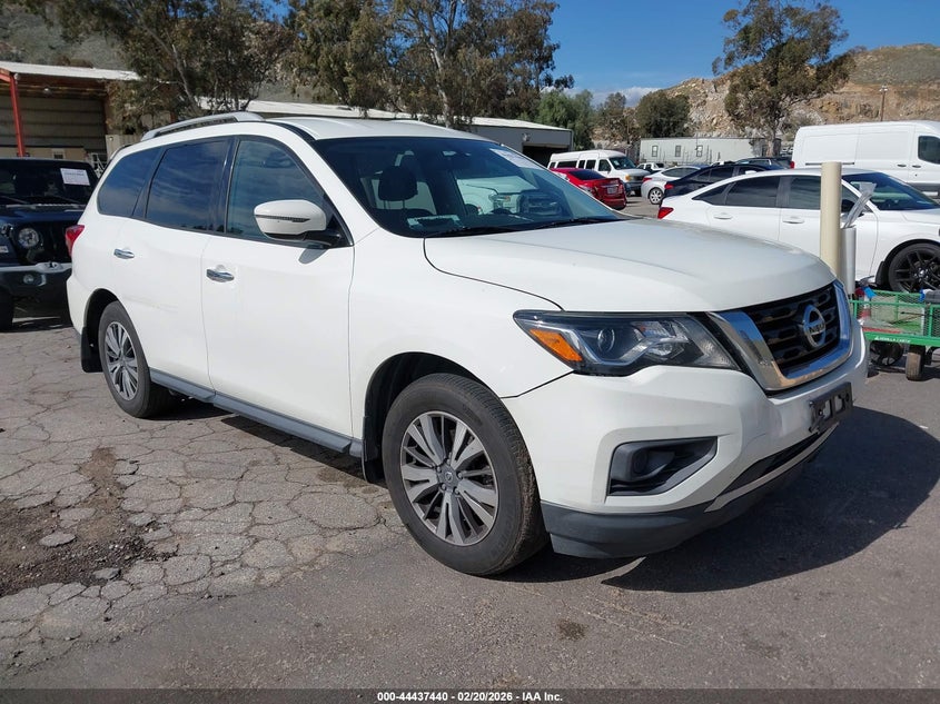2020 Nissan Pathfinder S 2Wd