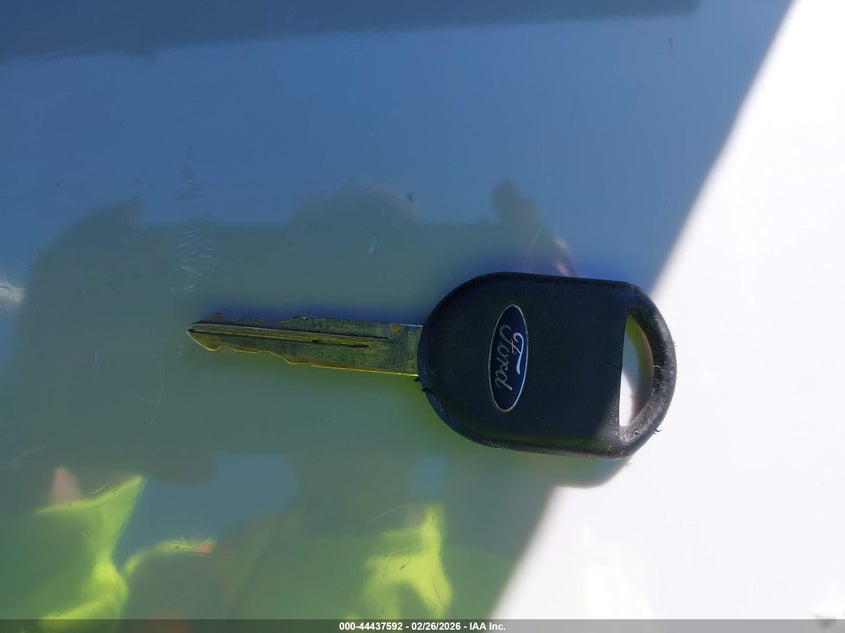 2004 Ford Crown Victoria Lx VIN: 2FAFP74W44X168668 Lot: 44437592