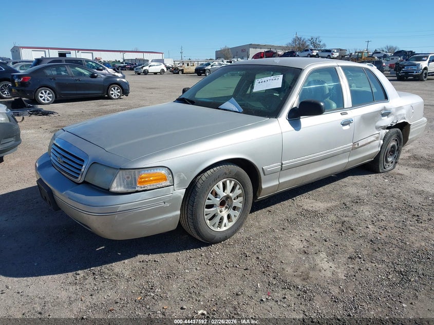 2004 Ford Crown Victoria Lx