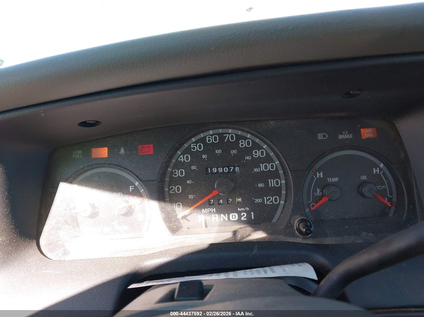 2004 Ford Crown Victoria Lx VIN: 2FAFP74W44X168668 Lot: 44437592