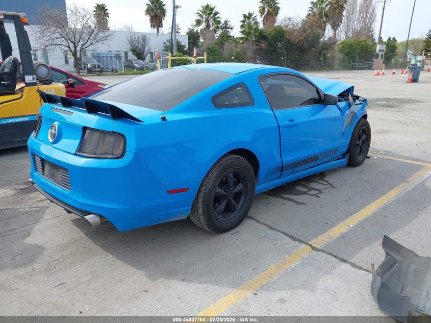 2013 Ford Mustang V6