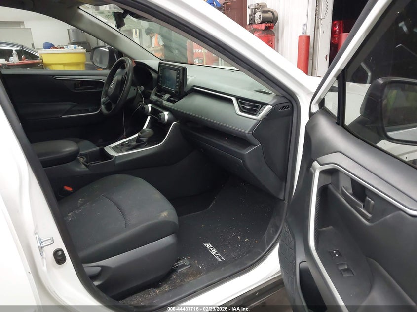 2022 Toyota Rav4 Hybrid Le