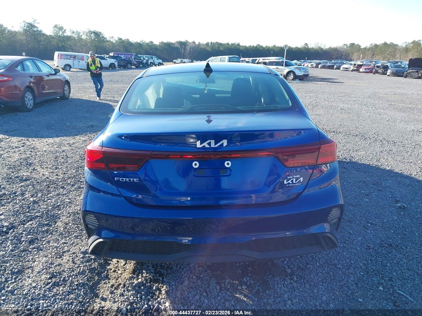 VIN 3KPF24AD7RE804118 2024 KIA FORTE LXS
