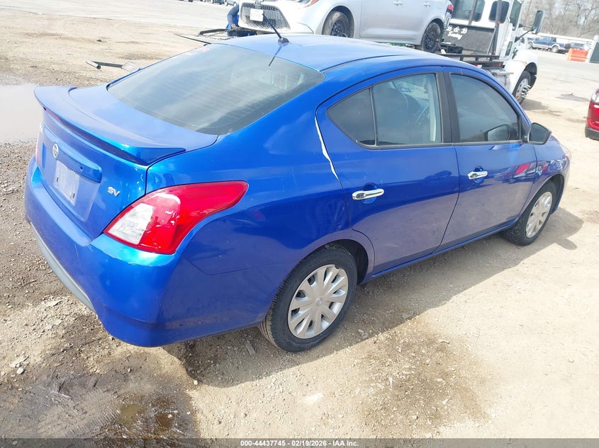 2017 Nissan Versa 1.6 Sv