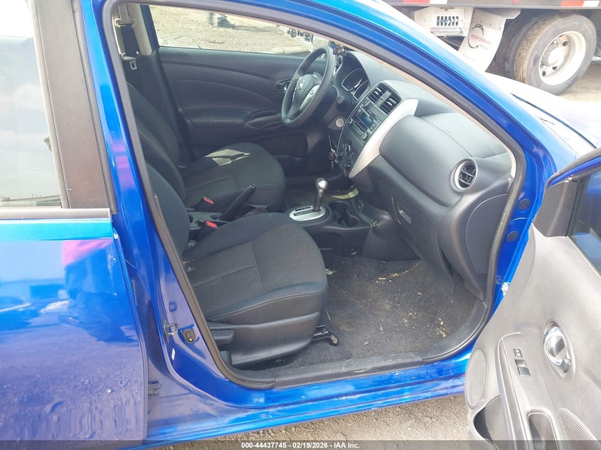2017 Nissan Versa 1.6 Sv