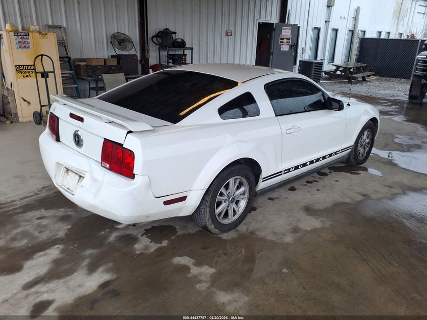 2006 Ford Mustang V6