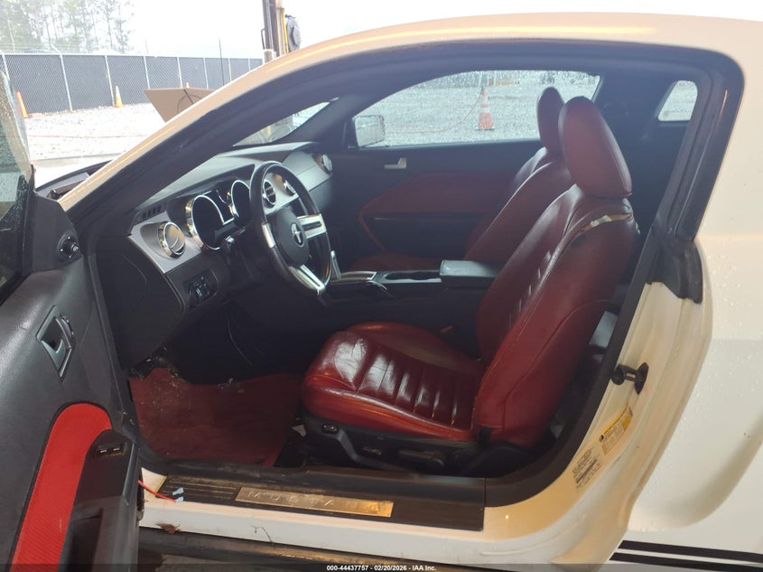 2006 Ford Mustang V6