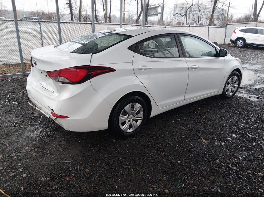 2016 Hyundai Elantra Se