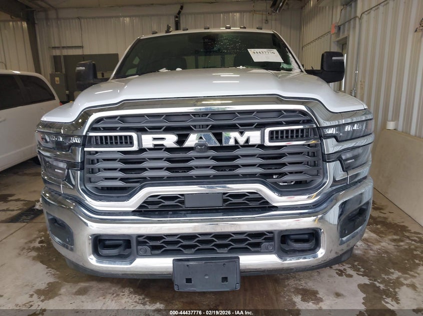 2025 Ram 3500 Tradesman 4X4 6'4 Box VIN: 3C63R3CL6SG513320 Lot: 44437776