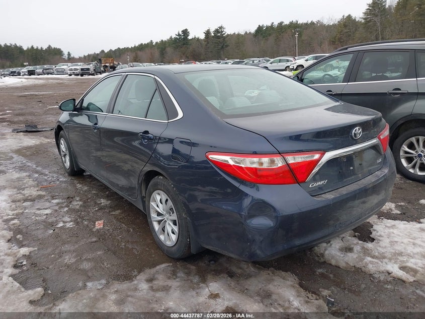 2016 Toyota Camry Le
