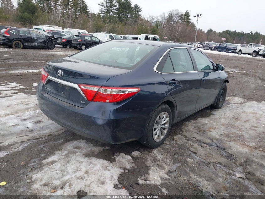 2016 Toyota Camry Le