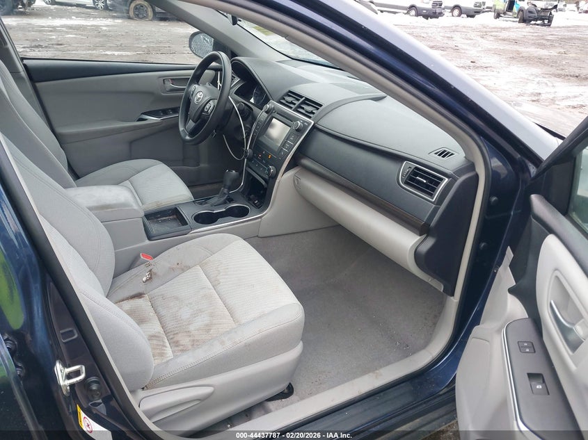 2016 Toyota Camry Le