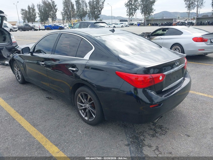 2015 Infiniti Q50