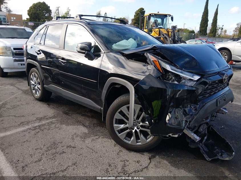 2022 Toyota Rav4 Xle Premium