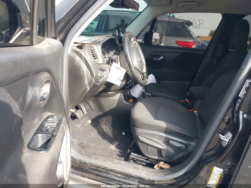 2016 Jeep Renegade Latitude