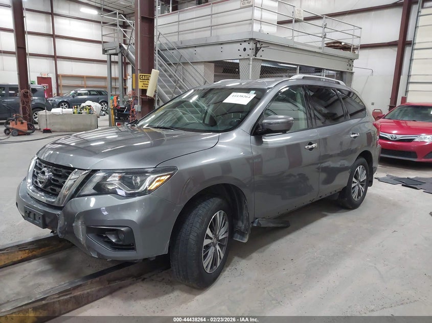 2017 Nissan Pathfinder Sl