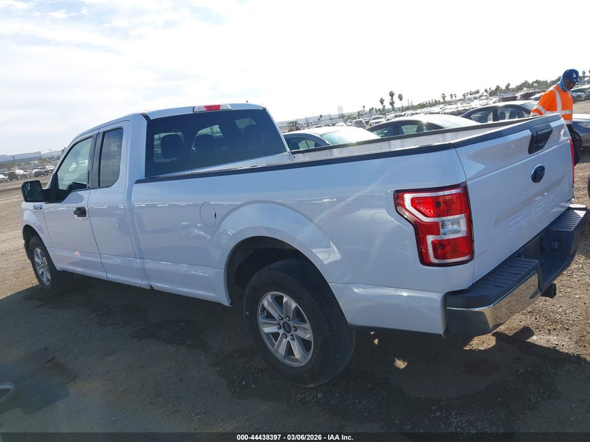 VIN 1FTEX1CP9JKE37551 2018 FORD F-150 XLT