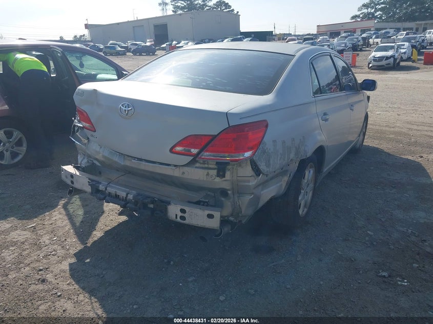 2005 Toyota Avalon Xl