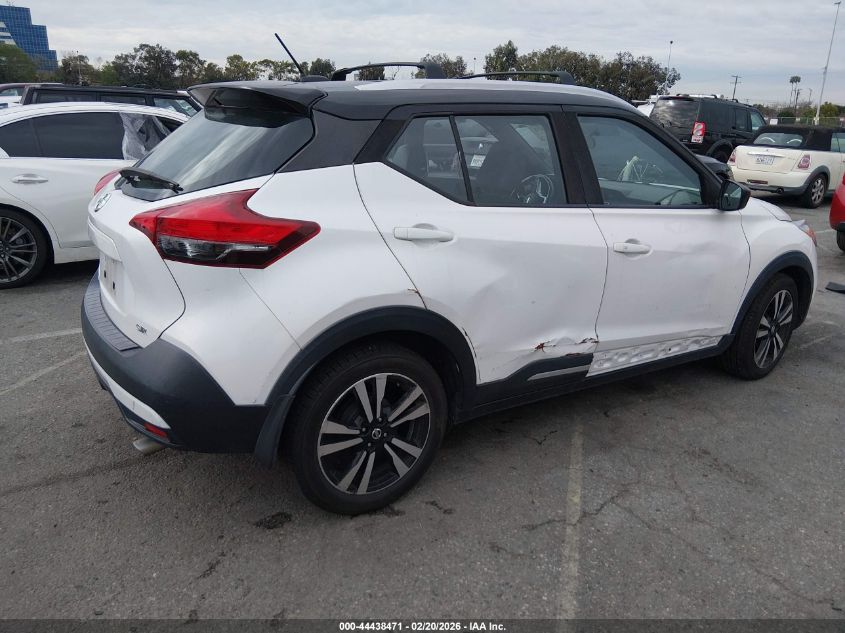 2018 Nissan Kicks Sr