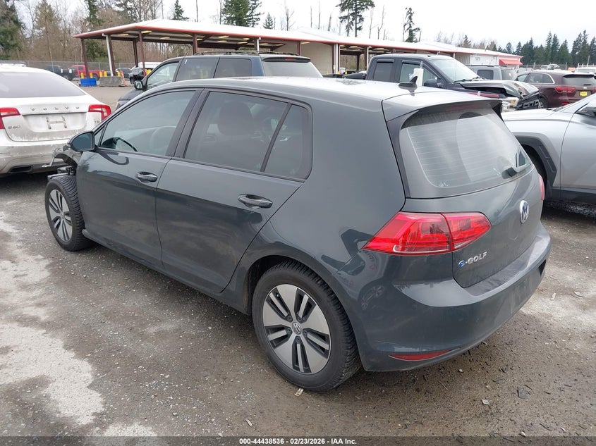 2016 Volkswagen E-Golf Se