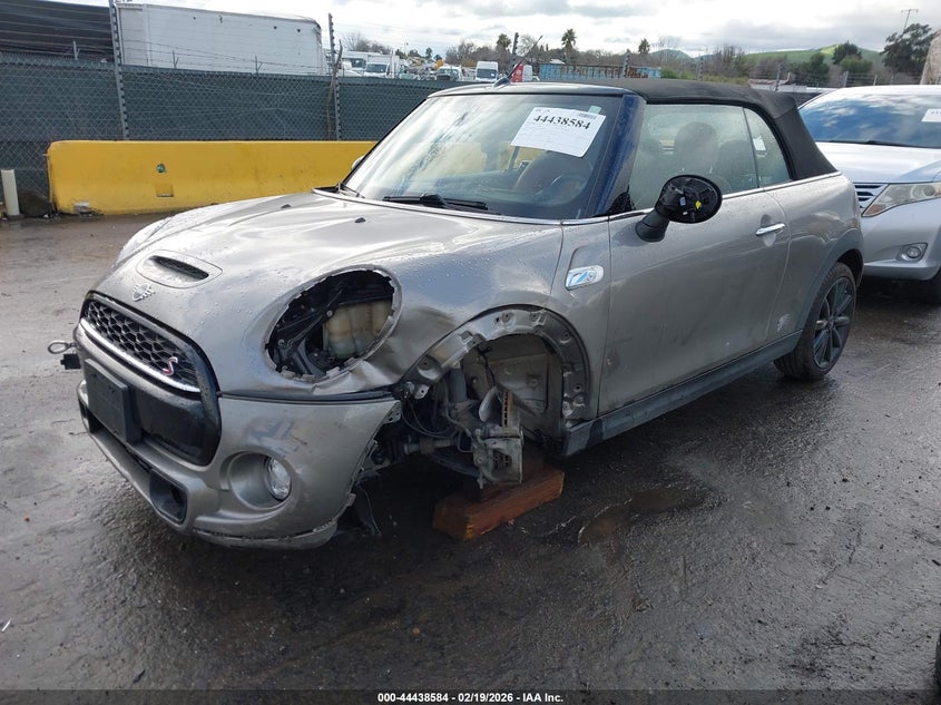 2019 Mini Convertible Cooper S