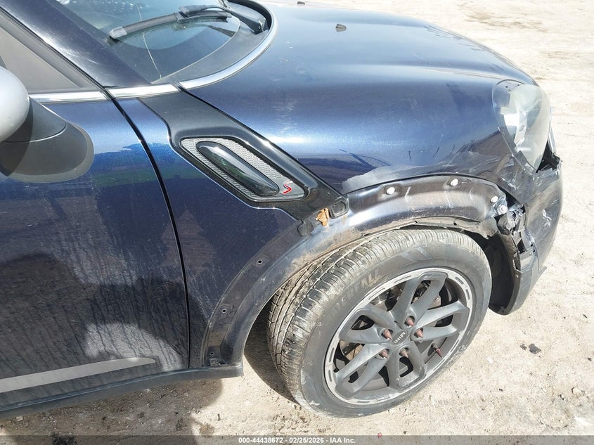 2016 Mini Countryman Cooper S VIN: WMWZC3C59GWT10997 Lot: 44438672