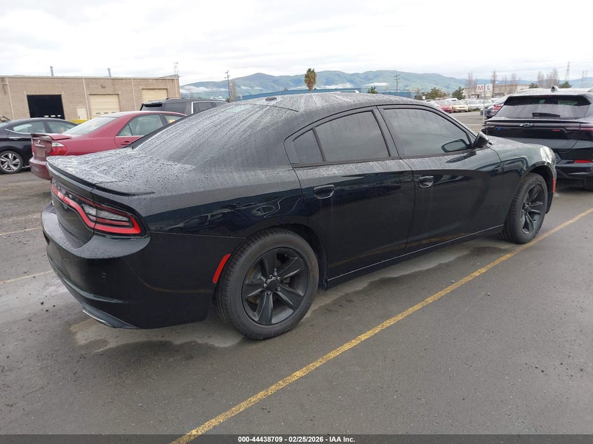 2015 Dodge Charger Se